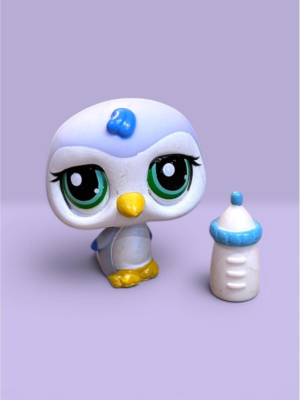 Littlest Pet Shop LPS Penguin #1527 with Bottle Accessory